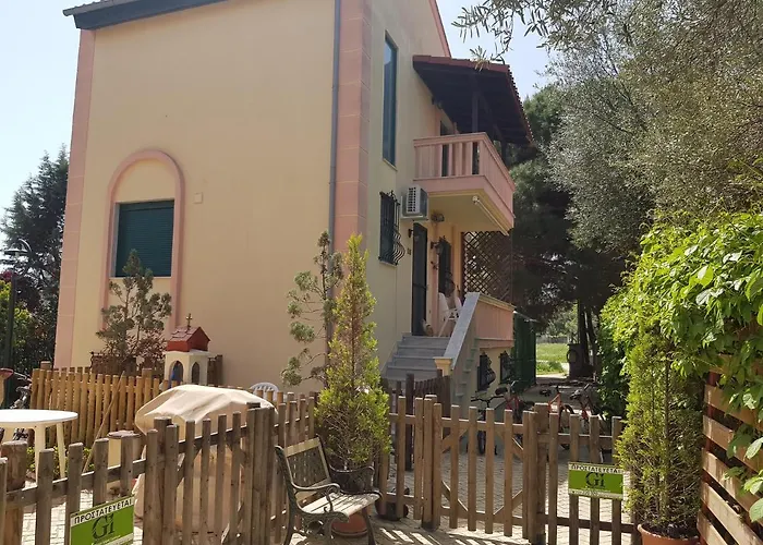 Alexandros Family House