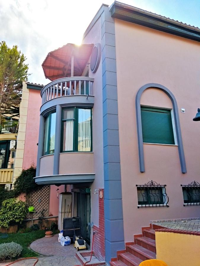 Alexandros Family House Holiday home Nea Iraklitsa